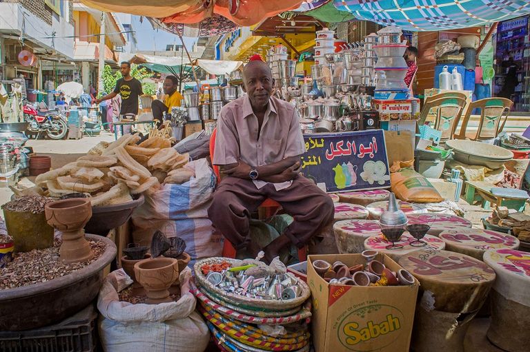 طابور للخبز في الخرطوم