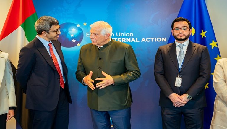 الشيخ عبدالله بن زايد آل نهيان وزير الخارجية والتعاون الدولي الإماراتي