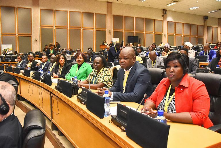 القمة الثالثة للبرلمانيين الأفارقة حول سياسة المناخ والعدالة المناخية القمة الثالثة للبرلمانيين الأفارقة حول سياسة المناخ والعدالة المناخية