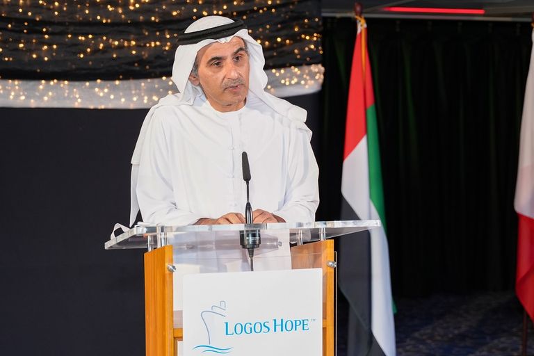 من افتتاح أكبر معرض عائم للكتاب في العالم