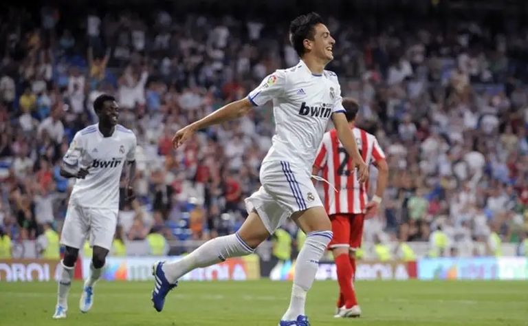 احتفال خوسيلو بهدفه مع ريال مدريد ضد ألميريا كريم بنزيما قائد ريال مدريد