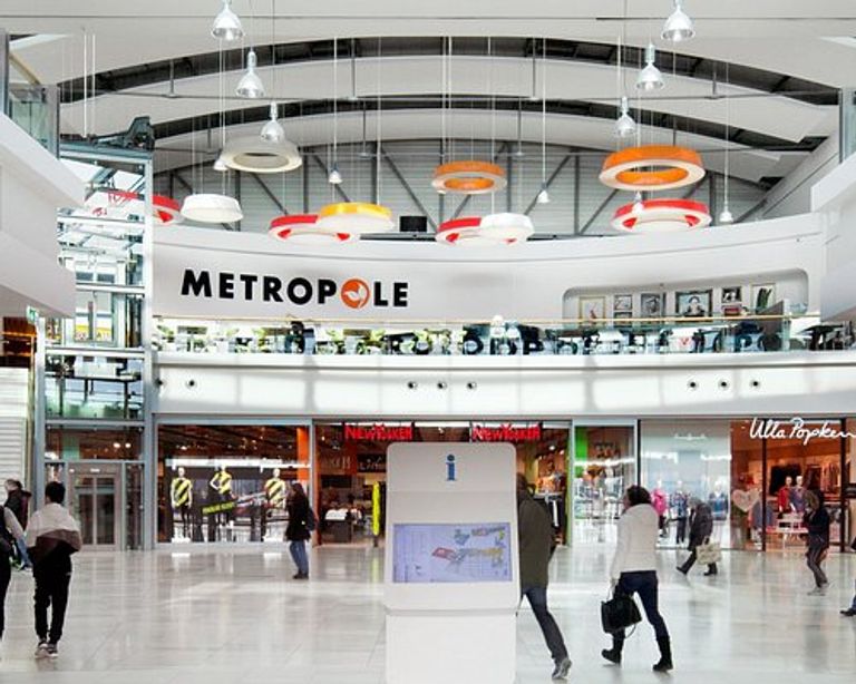 مول بوينتي نيغرو أحد أفضل مراكز التسوق في براغ لعشاق الشراء.. إليكم أفضل 5 من مراكز التسوق في براغ