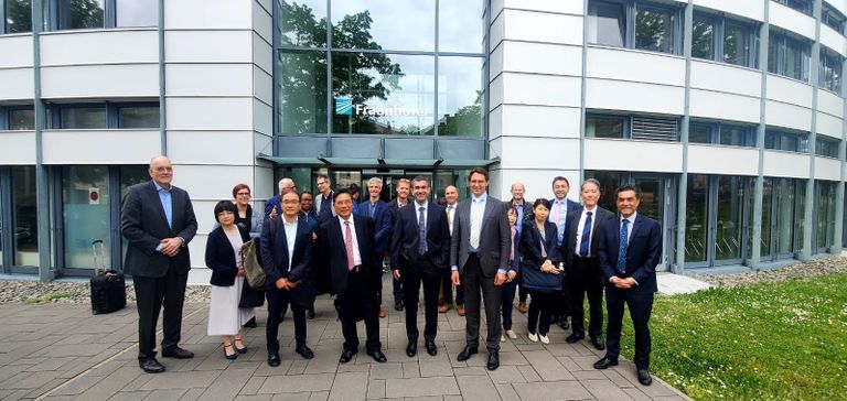 جانب من القمة العالمية للهيدروجين بهولندا