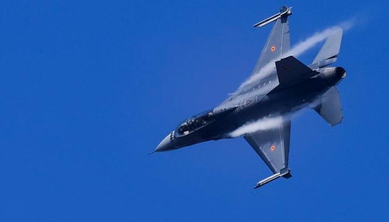 مقاتلة بلجيكية من طراز F-16 تشارك في التدريبات النووية الجوية لحلف شمال الأطلسي
