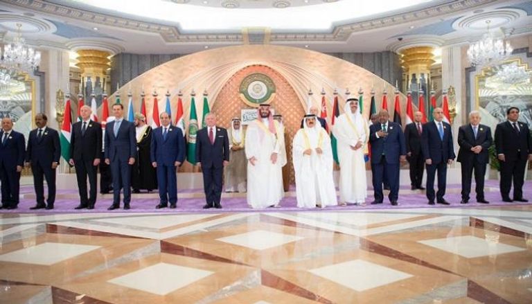 القادة العرب في صورة جماعية على هامش القمة العربية الـ32 