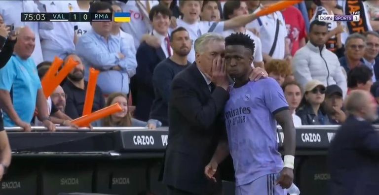 فينيسيوس جونيور في مباراة فالنسيا وريال مدريد