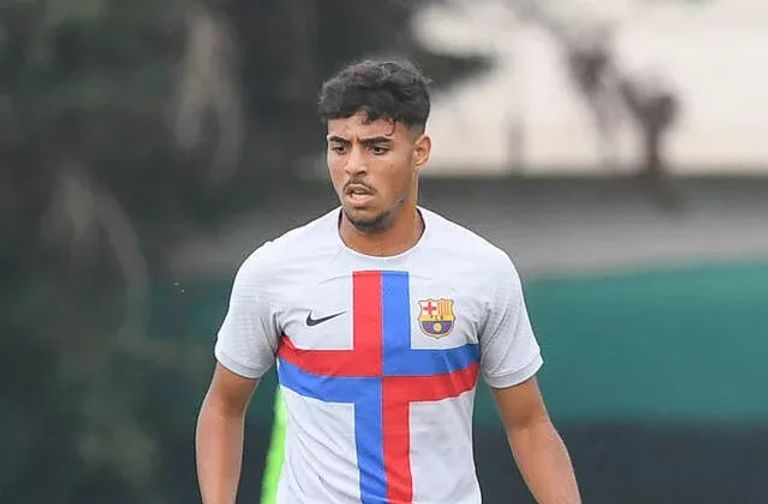 شادي رياض لاعب برشلونة