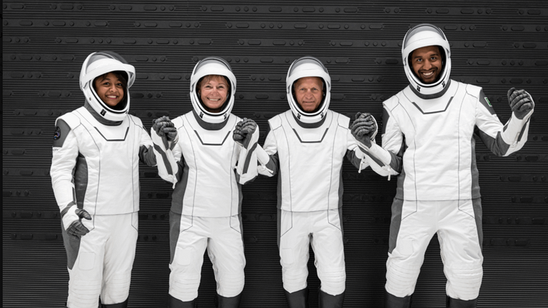 لحظة انطلاق الصاروخ