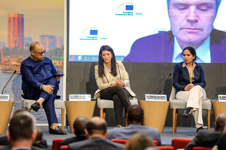 جلسة نقاشية حول مبادرة المؤسسة الأفريقية للتكنولوجيا الصيدلانية