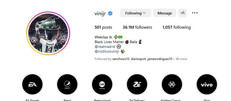 حساب فيني عبر إنستا فينيسيوس جونيور