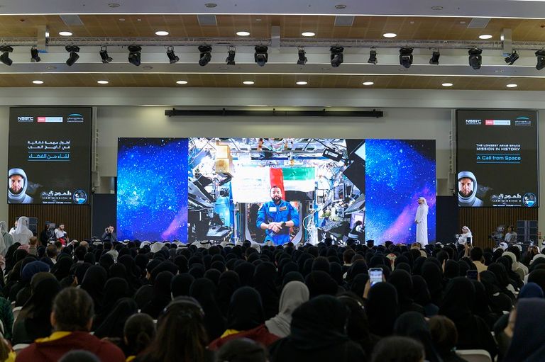 الفريق الشيخ سيف بن زايد آل نهيان