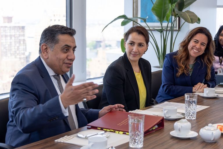 مريم بنت محمد المهيري وزيرة التغير المناخي والبيئة الإماراتية