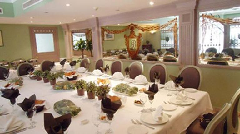 مطعم بعلبك أحد أفضل المطاعم اللبنانية في السعودية