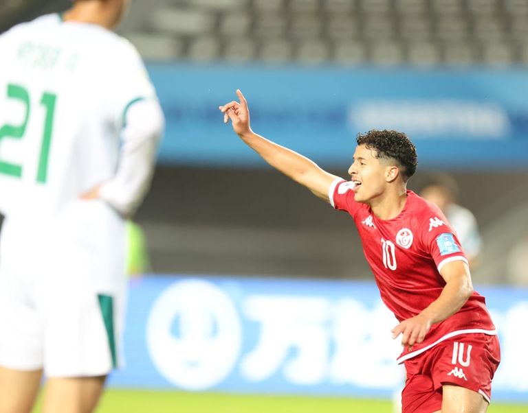 مباراة تونس والعراق جانب من مباراة تونس والعراق في مونديال الشباب