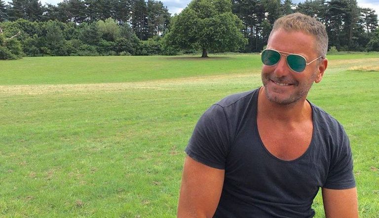 الفنان المصري تامر هجرس