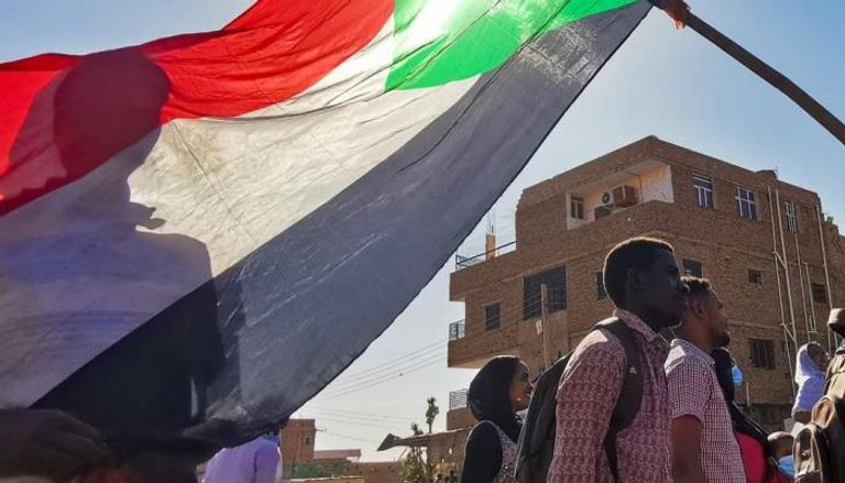 سودانيون خلال احدى المسيرات فى العاصمة