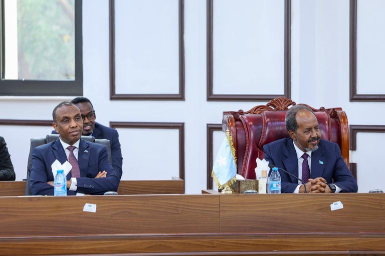 الرئيس الصومالي خلال جلسة البرلمان الصومالي