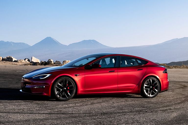 Tesla Model S Mercedes-Benz EQS Sedan