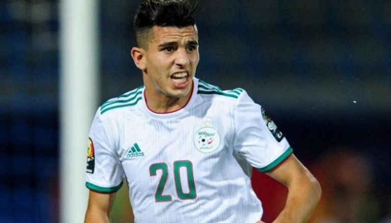 يوسف عطال لاعب منتخب الجزائر
