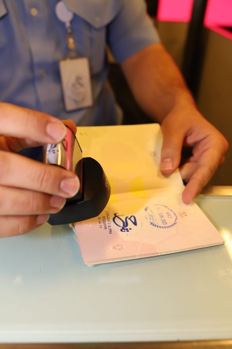 ولي عهد الأردن مع عروسه رجوة - أرشيفية