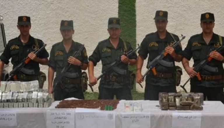 جنود بالجيش الجزائري - أرشيفية