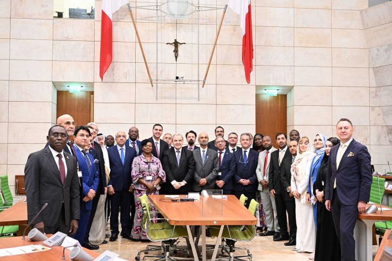 جانب من مشاركة عبيد خلفان السلامي بالمؤتمر