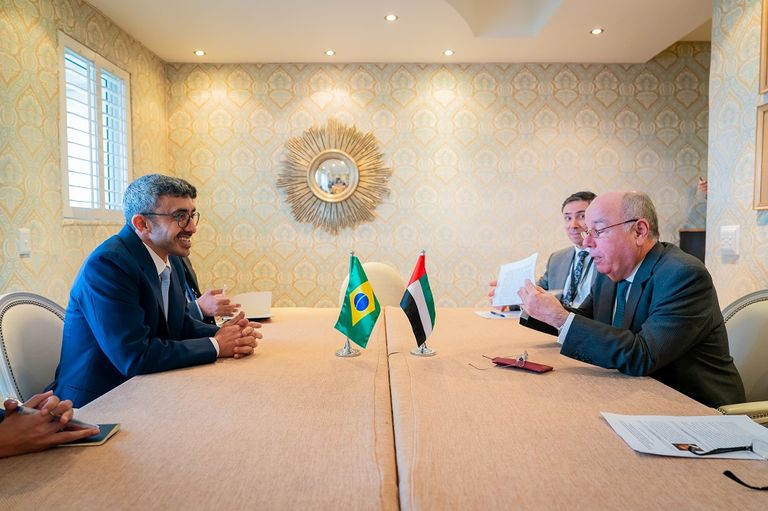 الشيخ عبد الله بن زايد آل نهيان خلال مشاركته بـ