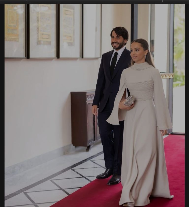 الأميرتان سلمى وإيمان في حفل الزفاف 