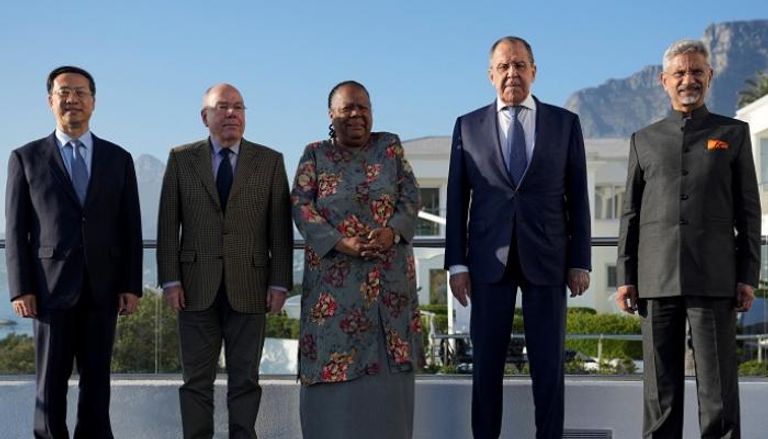 وزراء خارجية الدول الأعضاء في بريكس خلال الاجتماع بجنوب أفريقيا