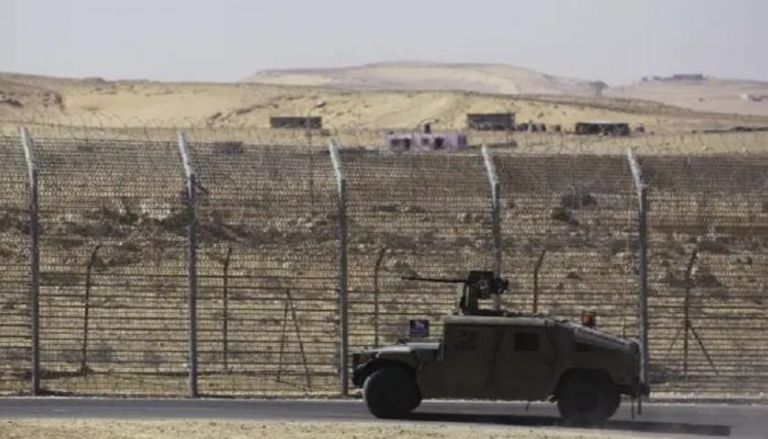 دورية إسرائيلية على الحدود مع مصر