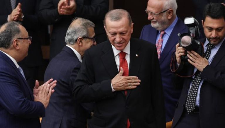 رجب طيب أردوغان خلال حضوره بالبرلمان