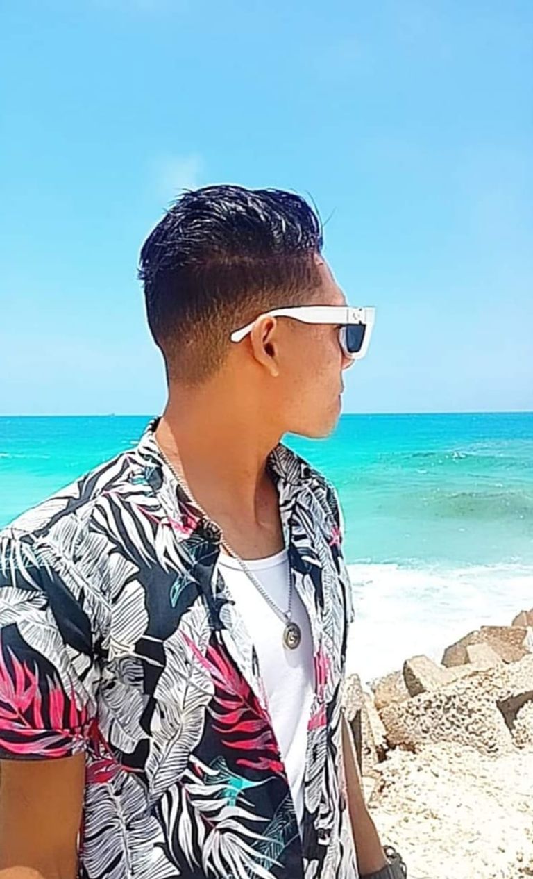 صورة نشرها الإعلام الإسرائيلي للشرطي المصري