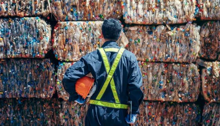 هولندا رائدة أوروبيا في مكافحة التلوث البلاستيكي