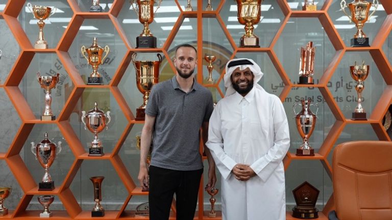 فيكتور لكحل  منتخب الجزائر