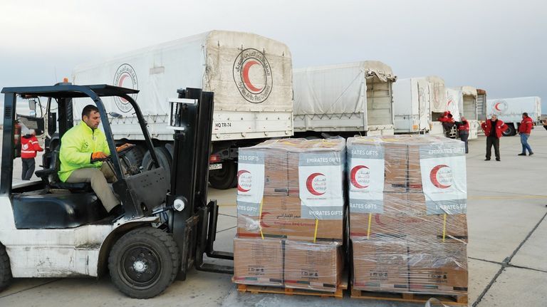 مؤتمر الإحاطة الإعلامية للهلال الأحمر الإماراتي الذي عقد في سوريا