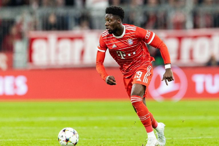 ألفونسو ديفيز ديفيد ألابا لاعب ريال مدريد