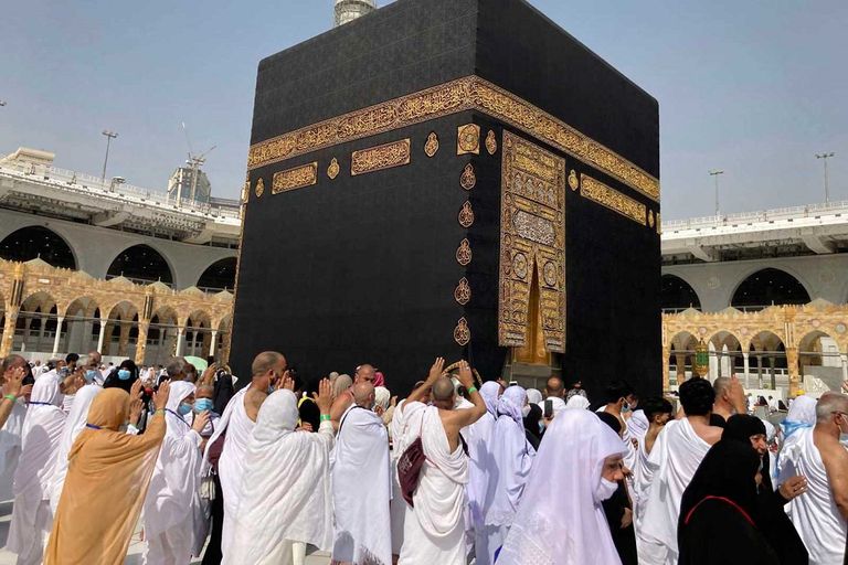 مريض غسيل كلوي يجري جلسة علاجية