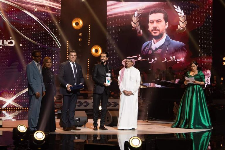 عرض "عطور عربية" في حفل افتتاح المهرجان العربي للإذاعة والتلفزيون