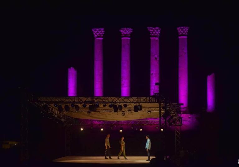 العرض الراقص بالمسرح الأثري