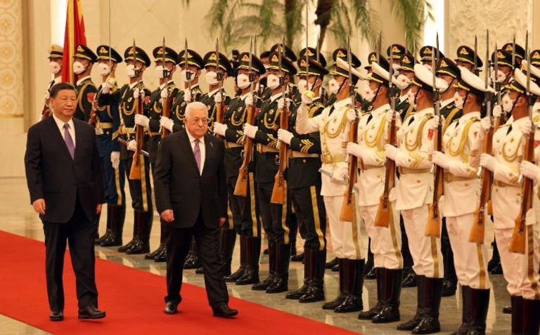 عباس ونظيره الصيني اليوم