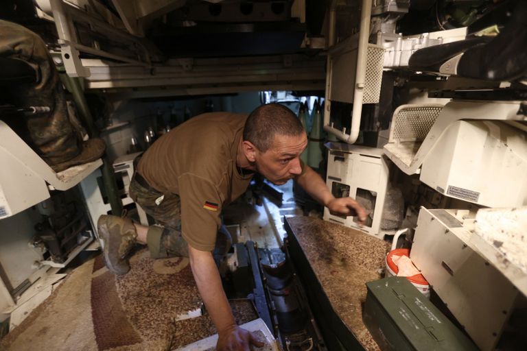 مدفع هاوتزر ذاتي الدفع عيار 155 ملم