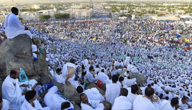 الحجاج على جبل عرفة - أرشيفية