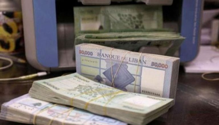 ليرة لبنانية في إحدى شركات الصرافة