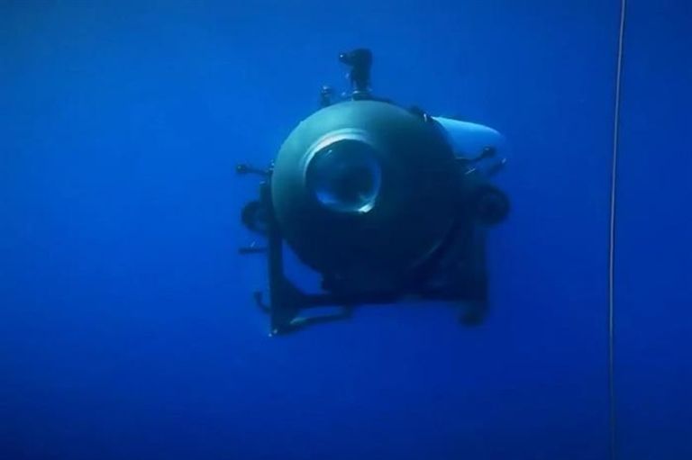 الغواصة المنكوبة 