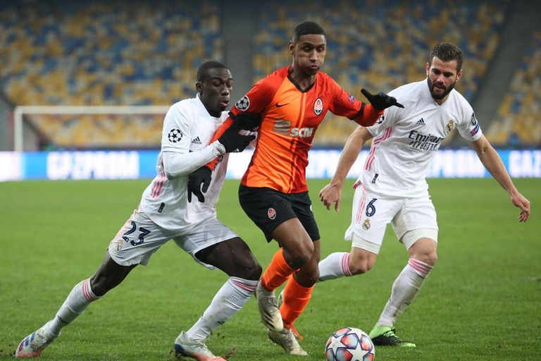 شاختار والريال