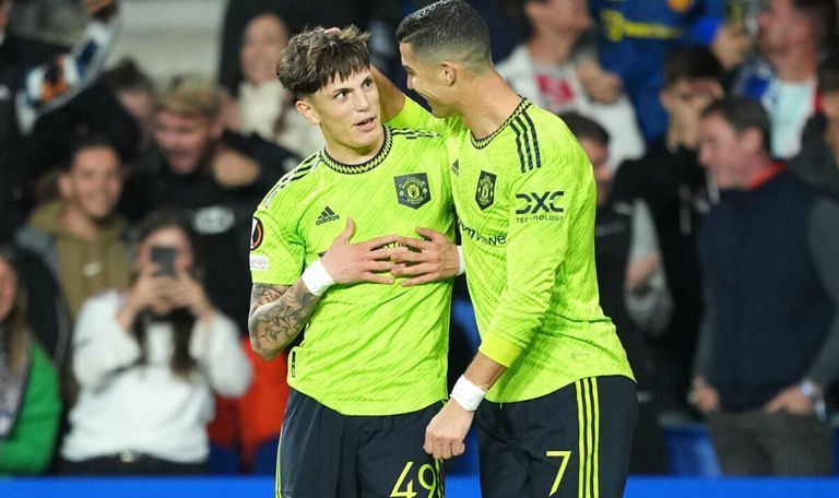 كريستيانو رونالدو وأليخاندرو غارناتشو كريستيانو رونالدو وليونيل ميسي