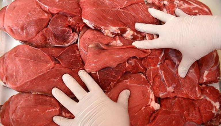 تحذيرات من الديدان الصنوبرية في اللحوم