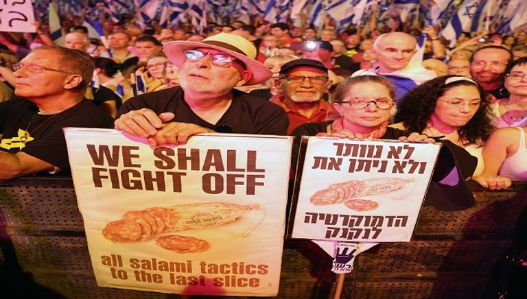 آلاف الإسرائيليين في الشوارع ضد الإصلاح القضائي - فرانس برس