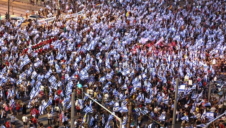 آلاف الإسرائيليين في الشوارع ضد الإصلاح القضائي - فرانس برس