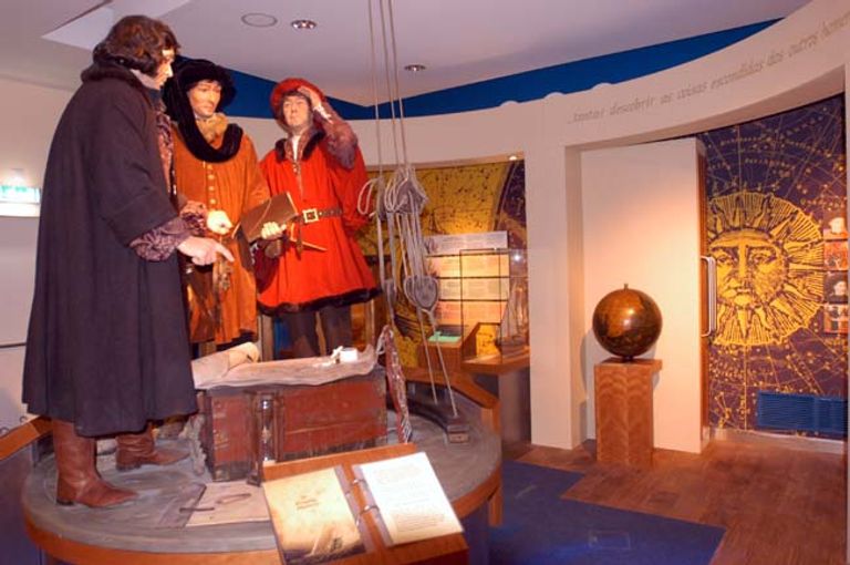 مركز تاريخ ماديرا أحد أفضل أماكن السياحة في فونشال السياحة في فونشال… أجمل الإطلالات وأفضل 8 أنشطة سياحية